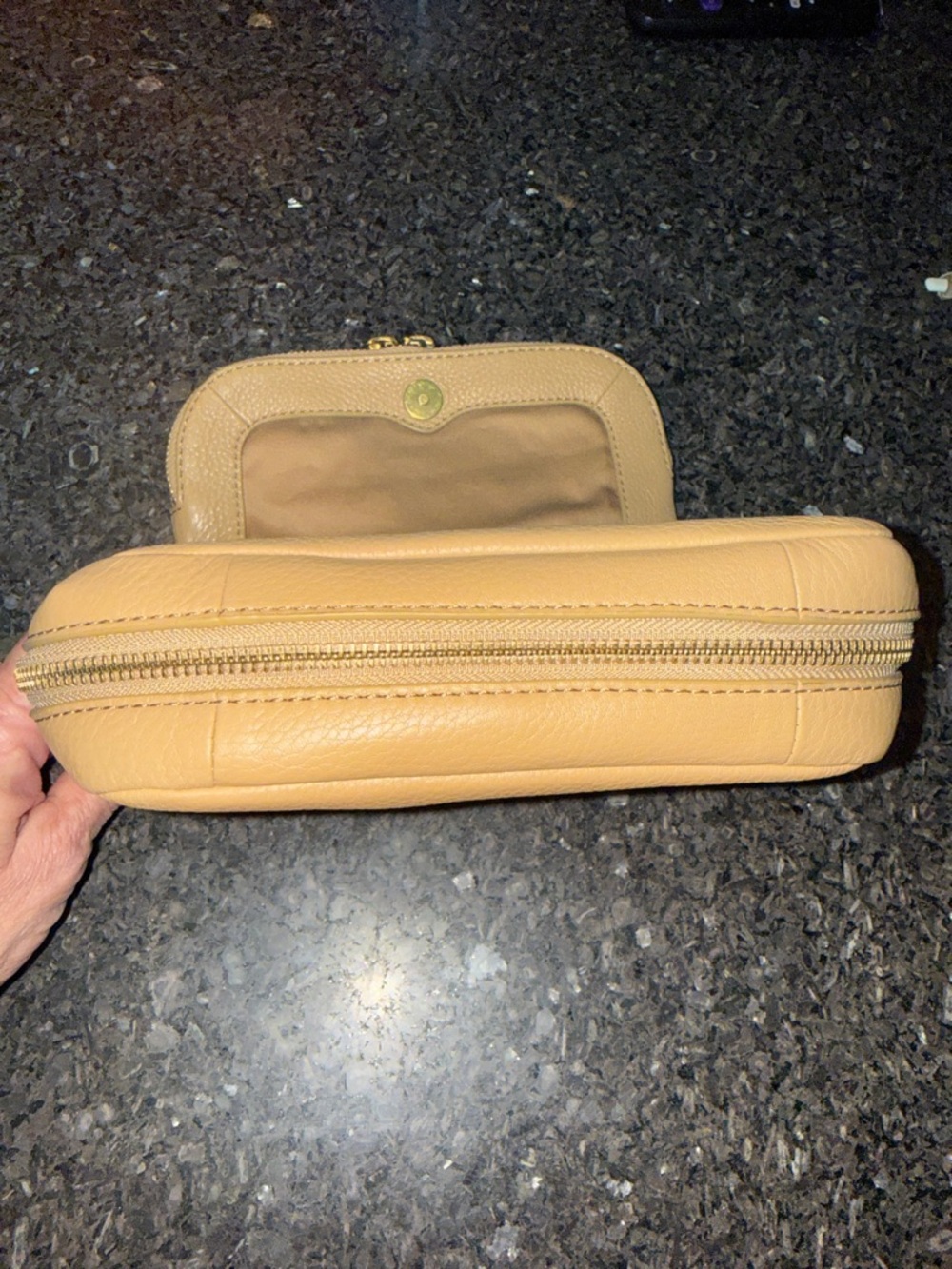 NWOT Fossil Preston Tan Leather Small Crossbody Bag - Picture 10 of 10